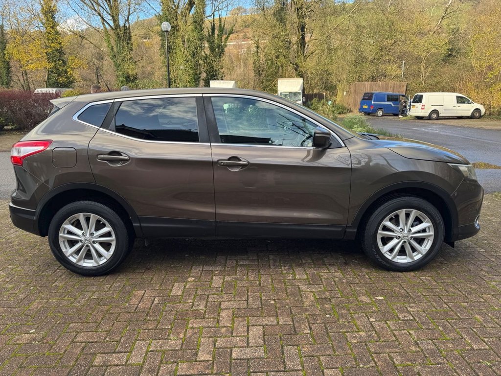 Used Nissan Qashqai 2014 for sale - 76751439: Photo 5