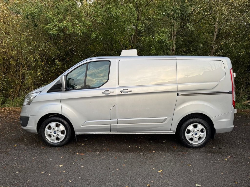 Used Ford Transit Custom 2015 for sale - 76356746: Photo 2
