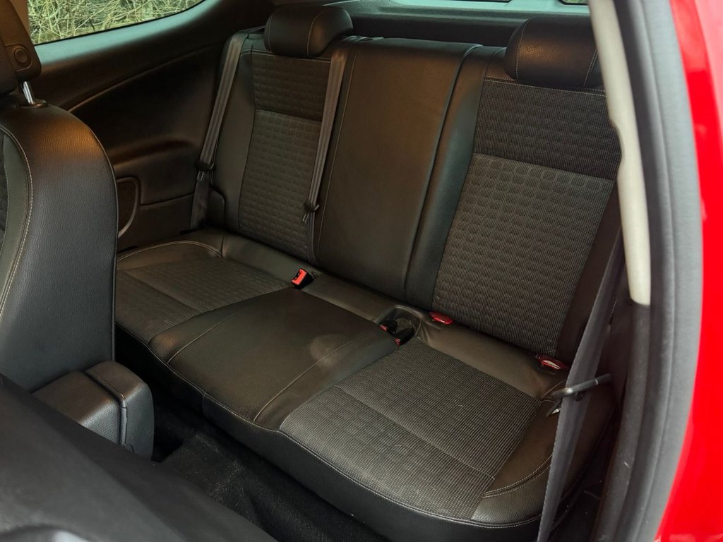 Used Vauxhall Astra GTC 2015 for sale - 77370053: Photo 15