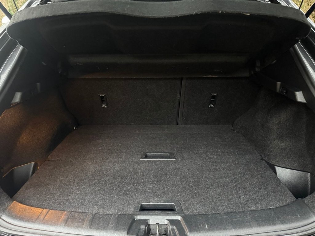 Used Nissan Qashqai 2016 for sale - 77369936: Photo 17