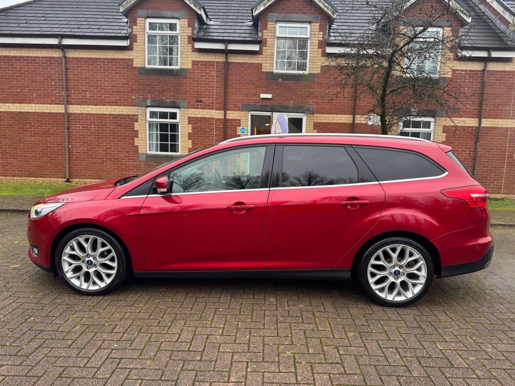 Used Ford Focus 2017 for sale - 77139939: Photo 2