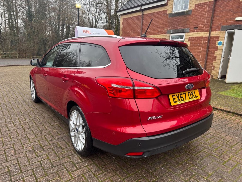 Used Ford Focus 2017 for sale - 77139939: Photo 4
