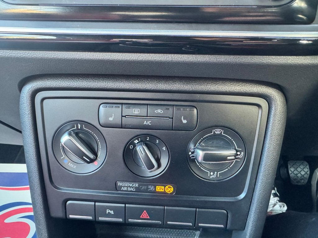 Used Volkswagen Beetle 2013 for sale - 77703781: Photo 21