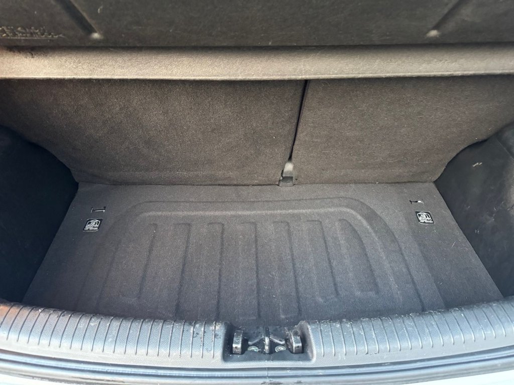 Used Hyundai i10 2015 for sale - 76900714: Photo 14