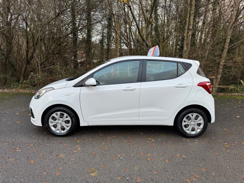 Used Hyundai i10 2015 for sale - 76900714: Photo 2