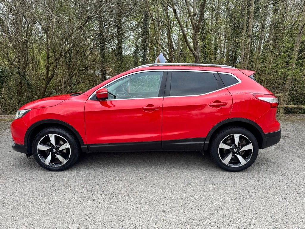 Used Nissan Qashqai 2016 for sale - 78097253: Photo 2