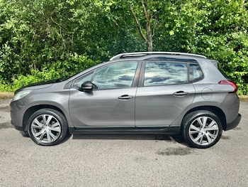 Used Peugeot 2008 2017 for sale - 78806420: Photo