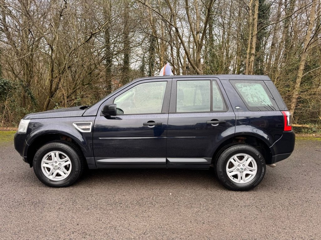 Used Land Rover Freelander 2011 for sale - 77764819: Photo 2