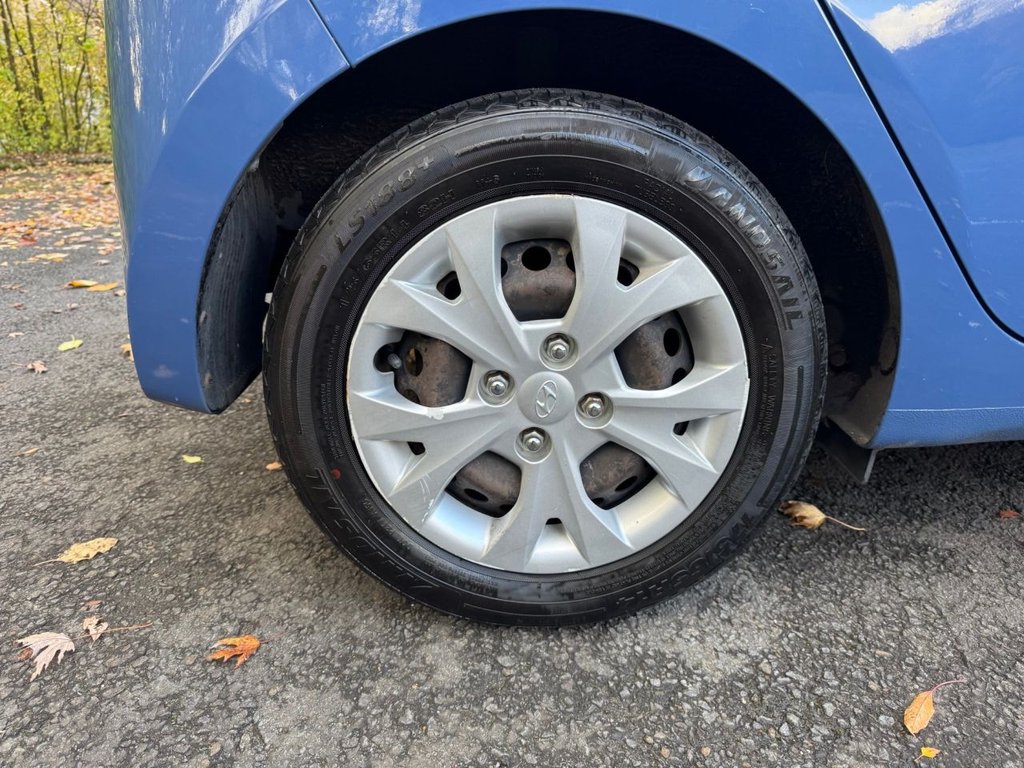 Used Hyundai i10 2014 for sale - 76396230: Photo 14