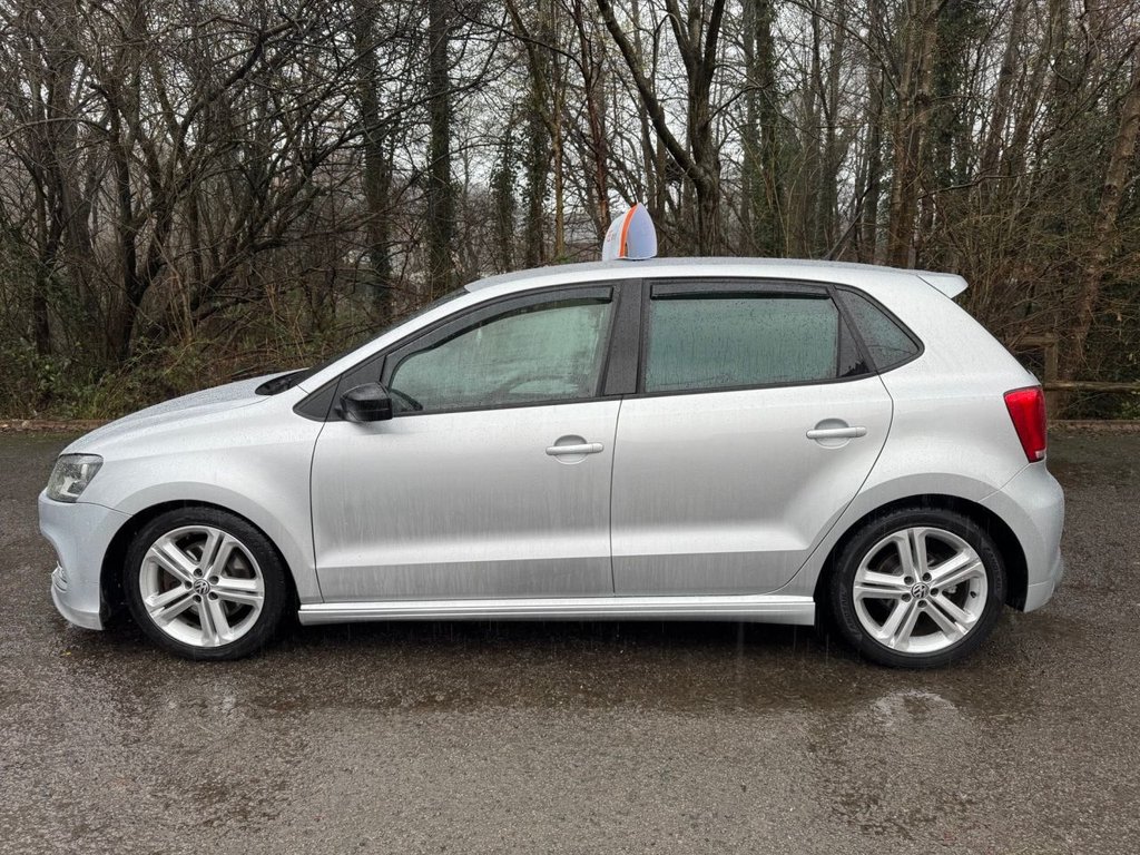 Used Volkswagen Polo 2013 for sale - 77288440: Photo 2