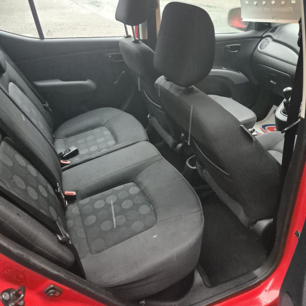 Used Hyundai i10 2010 for sale - 72173864: Photo 13