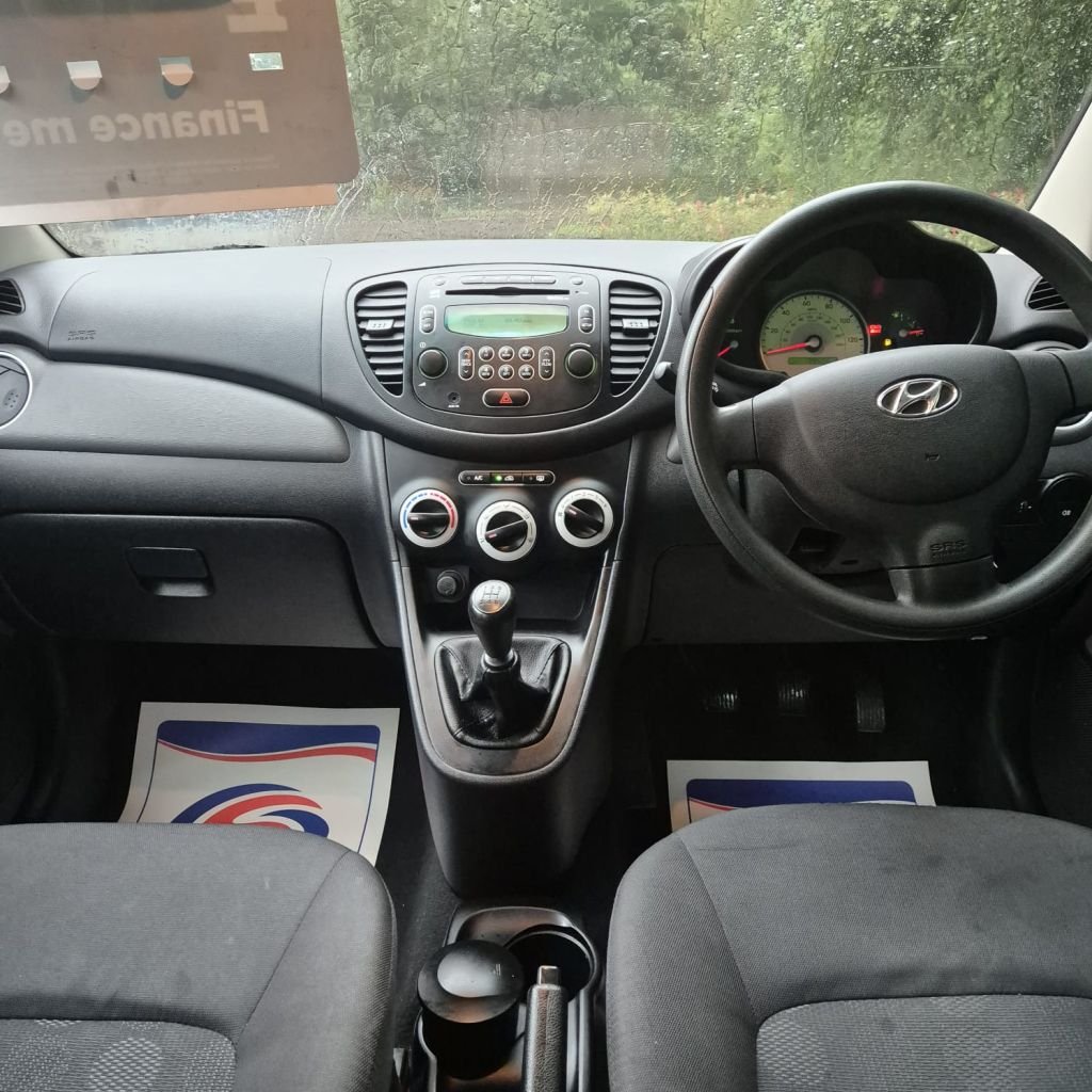 Used Hyundai i10 2010 for sale - 72173864: Photo 14
