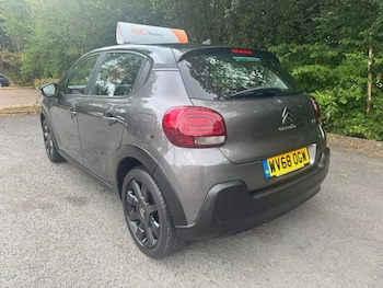 Used Citroen C3 2018 for sale - 79550993: Photo