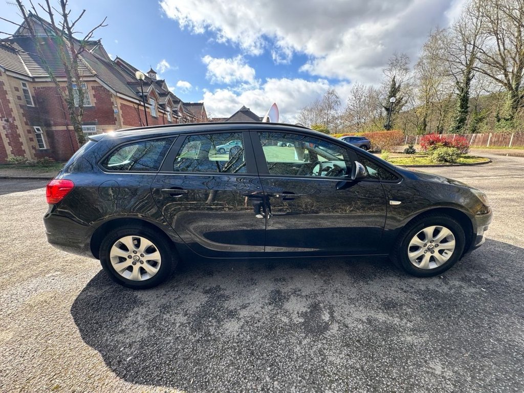 Used Vauxhall Astra 2014 for sale - 78017358: Photo 7