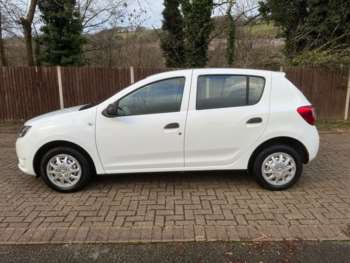 Used Dacia Sandero 2014 for sale - 73829029: Photo