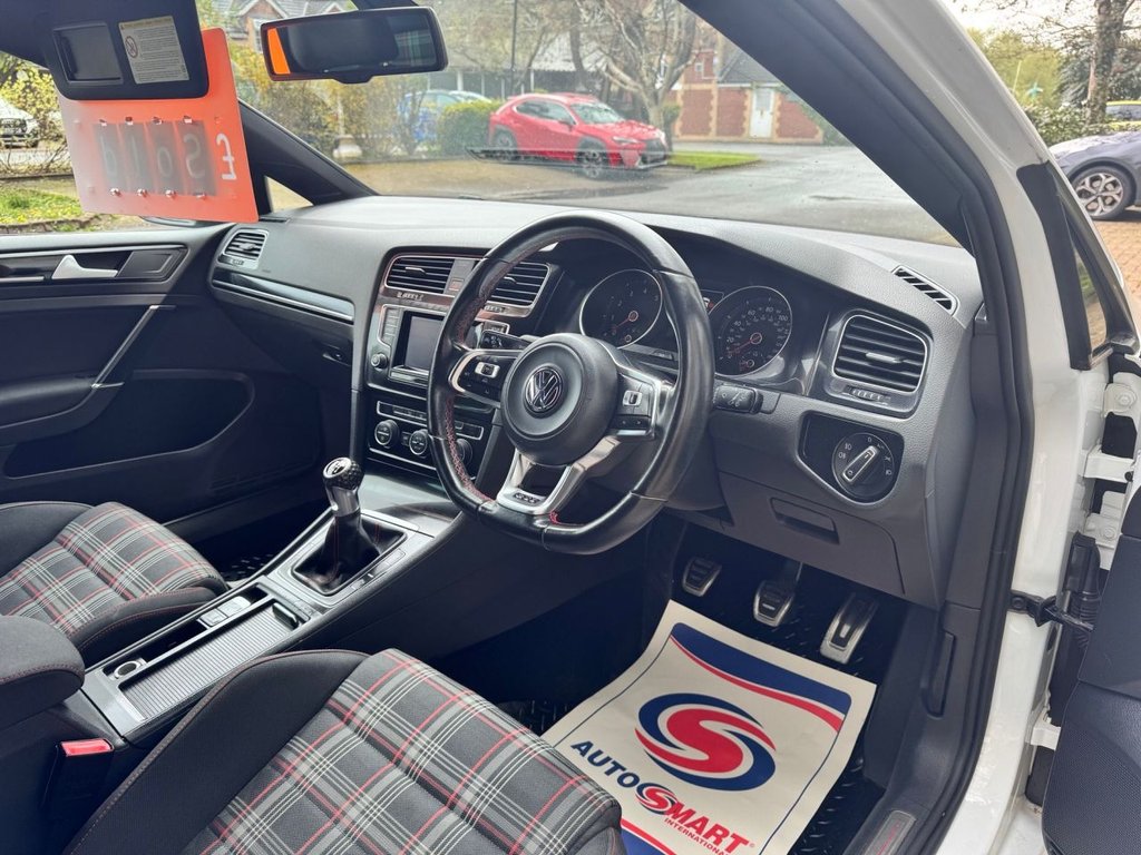 Used Volkswagen Golf 2014 for sale - 78212654: Photo 13