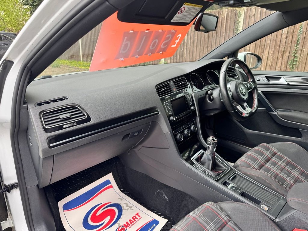 Used Volkswagen Golf 2014 for sale - 78212654: Photo 14