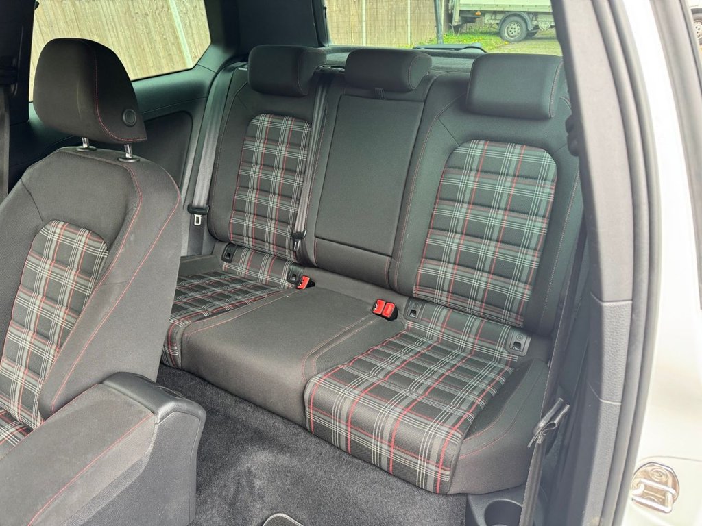 Used Volkswagen Golf 2014 for sale - 78212654: Photo 15