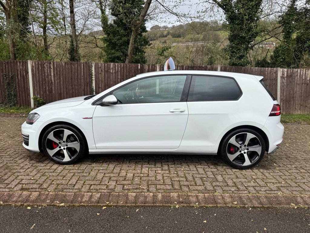 Used Volkswagen Golf 2014 for sale - 78212654: Photo 2