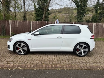 Used Volkswagen Golf 2014 for sale - 78212654: Photo