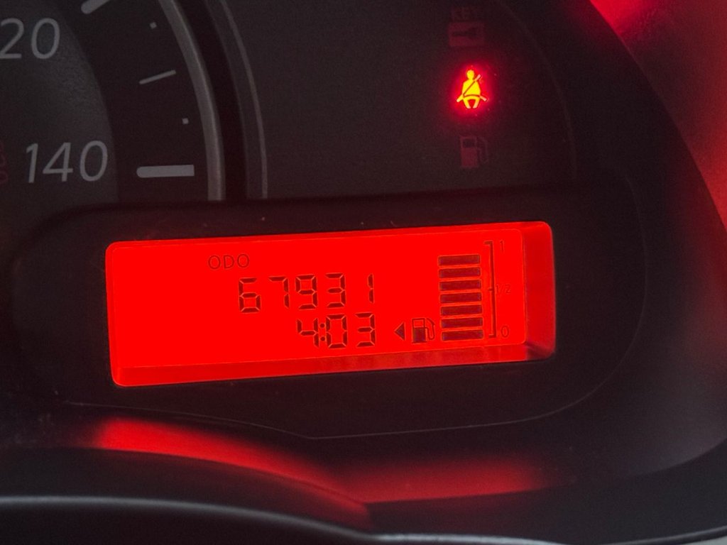 Used Nissan Micra 2011 for sale - 76686320: Photo 15