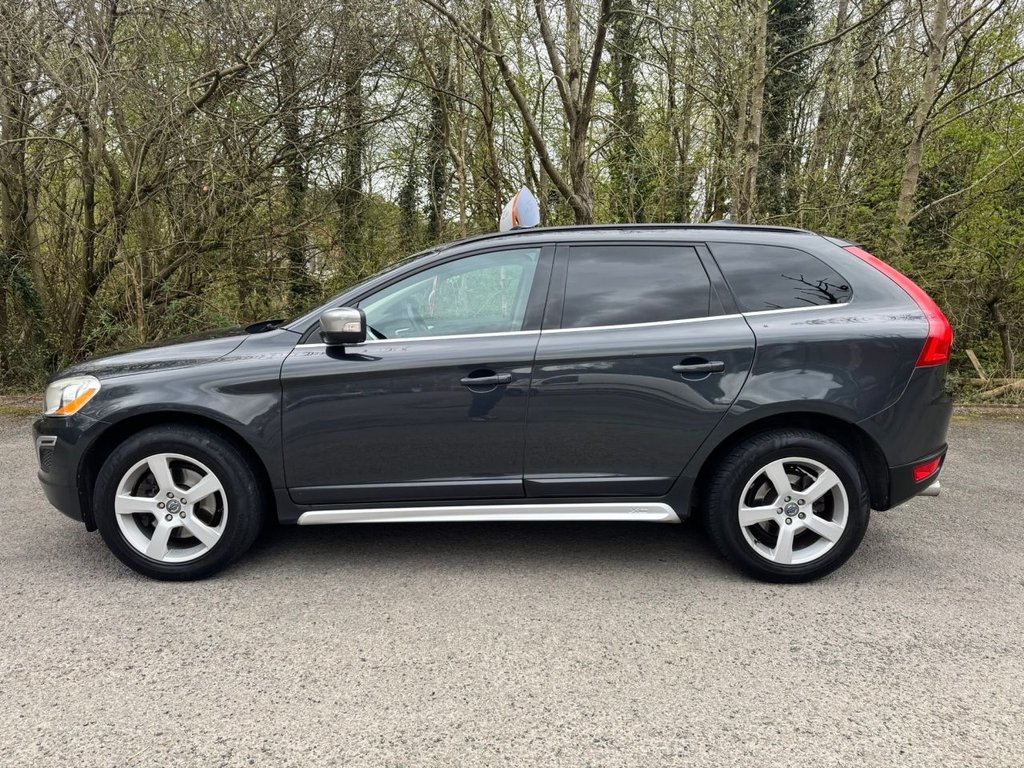 Used Volvo XC60 2011 for sale - 78110252: Photo 2