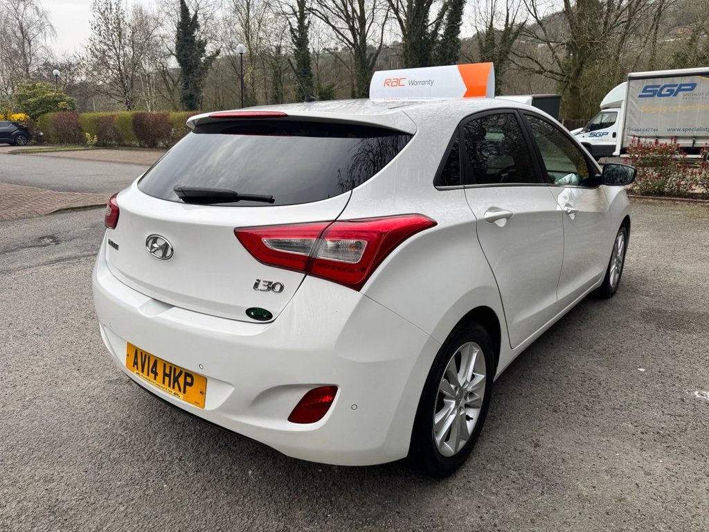 Used Hyundai i30 2014 for sale - 77991522: Photo 5