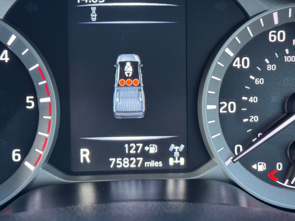 Used Nissan Navara 2016 for sale - 77383639: Photo 22