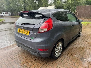 Used Ford Fiesta 2014 for sale - 75985863: Photo 4