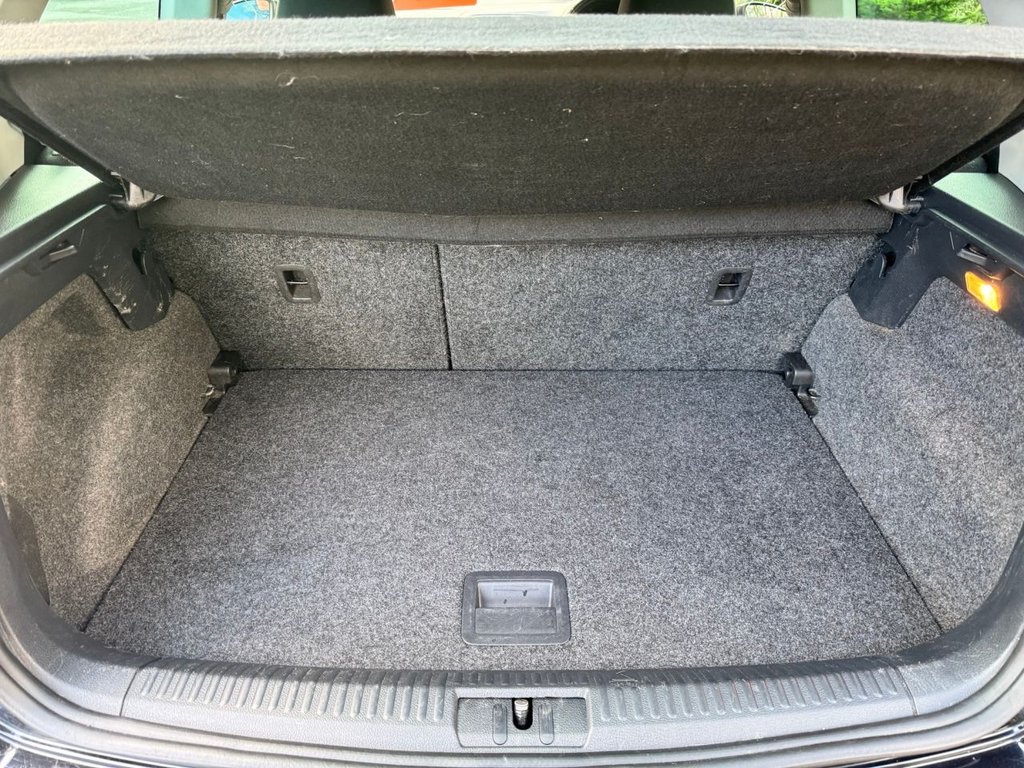 Used Volkswagen Polo 2016 for sale - 77436804: Photo 12