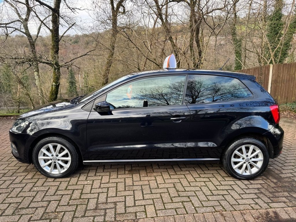 Used Volkswagen Polo 2016 for sale - 77436804: Photo 2