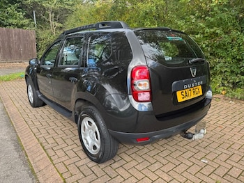 Used Dacia Duster 2017 for sale - 76210076: Photo