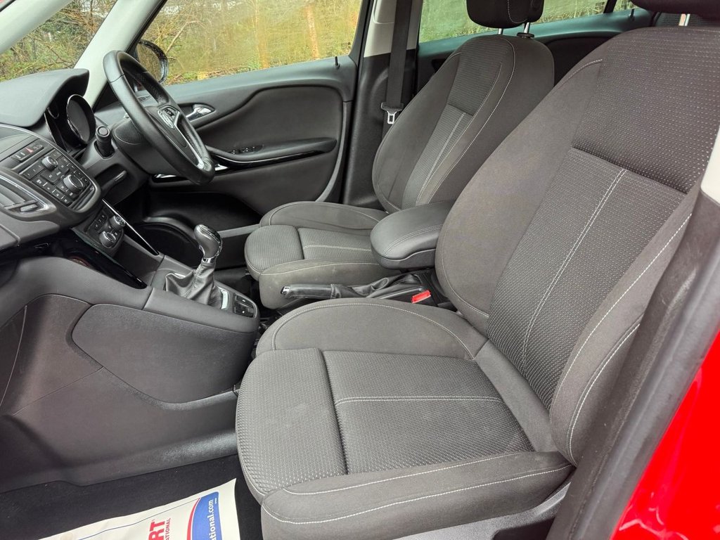Used Vauxhall Zafira Tourer 2015 for sale - 77188595: Photo 17