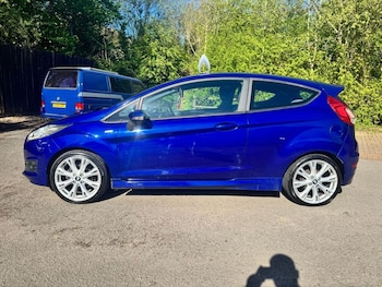 Used Ford Fiesta 2016 for sale - 78372507: Photo