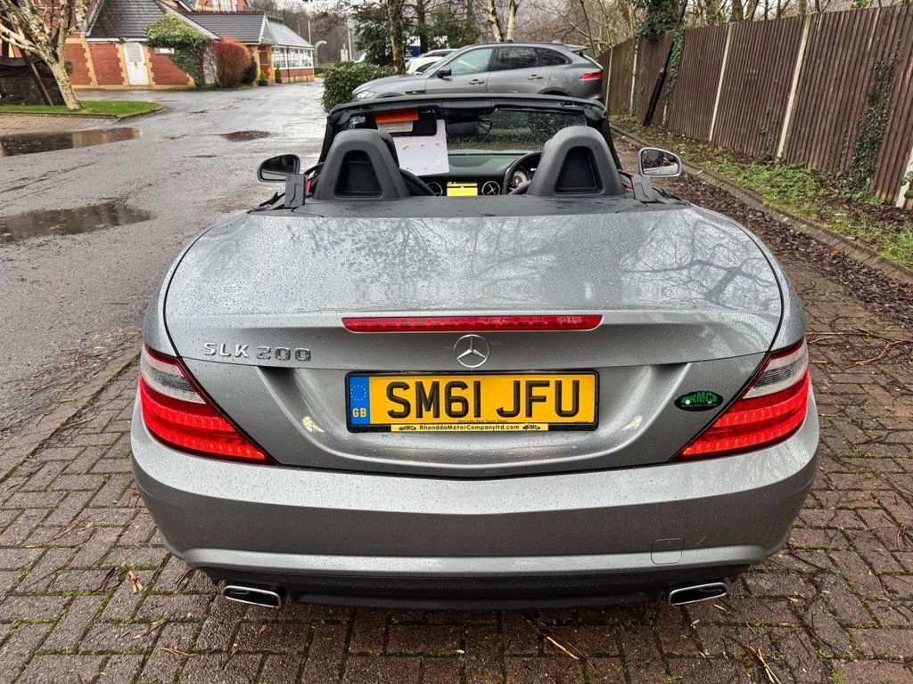 Used Mercedes-Benz SLK 2011 for sale - 77594120: Photo 11