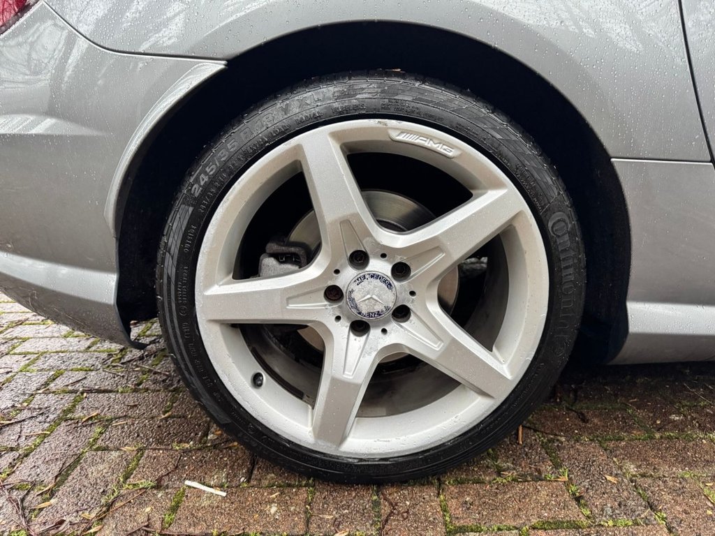 Used Mercedes-Benz SLK 2011 for sale - 77594120: Photo 16