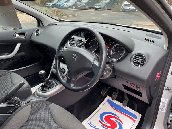 Used Peugeot 308 2011 for sale - 71504243: Photo 10