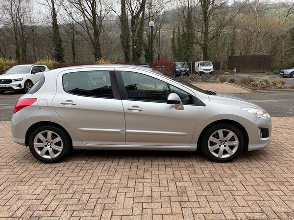 Used Peugeot 308 2011 for sale - 71504243: Photo 5