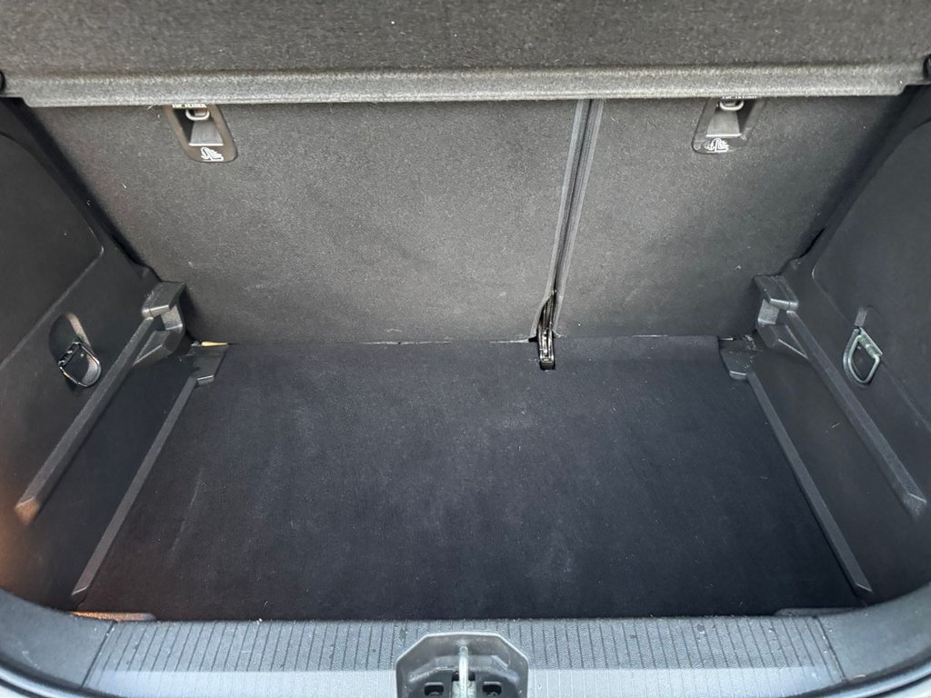 Used Vauxhall Corsa 2015 for sale - 76631931: Photo 9