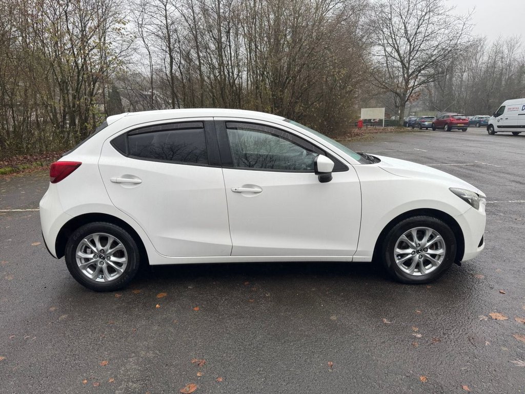 Used Mazda Mazda2 2015 for sale - 76711567: Photo 5