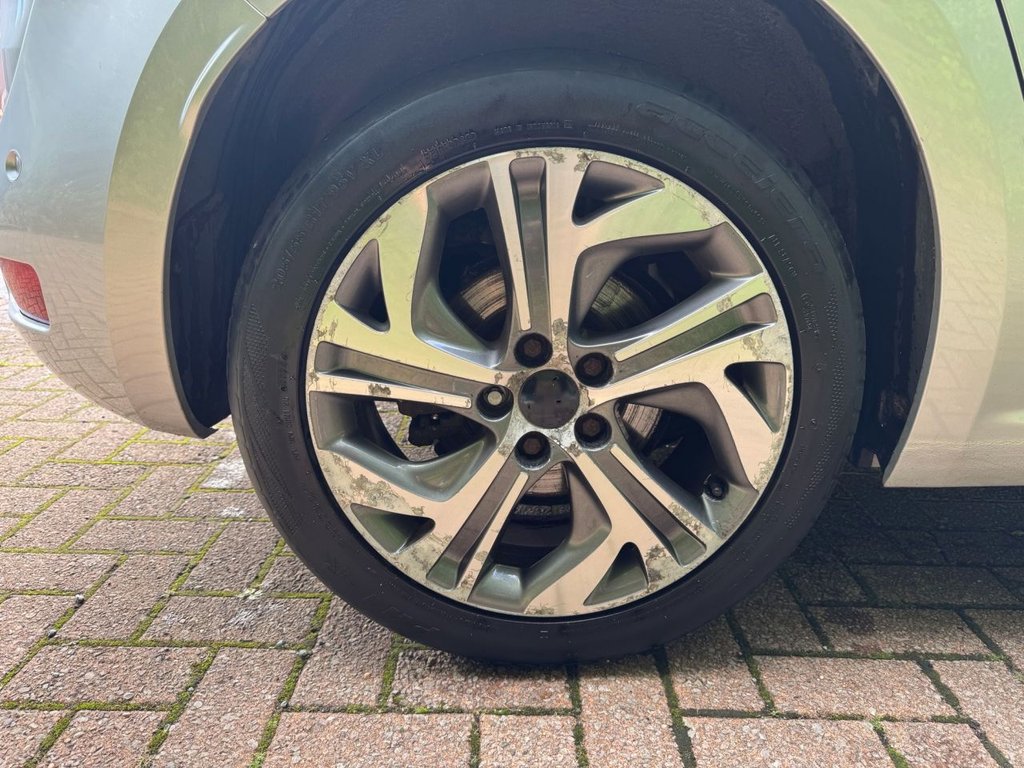 Used Citroen C4 Picasso 2014 for sale - 77668801: Photo 16