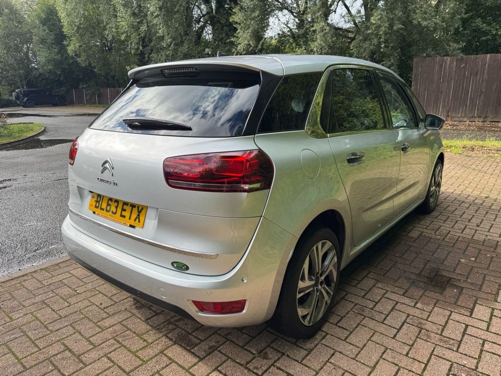 Used Citroen C4 Picasso 2014 for sale - 77668801: Photo 4