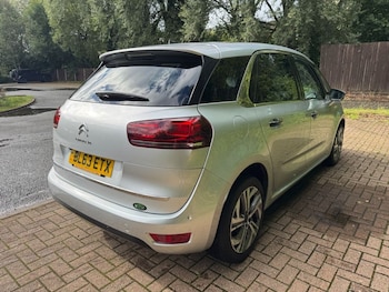 Used Citroen C4 Picasso 2014 for sale - 77668801: Photo