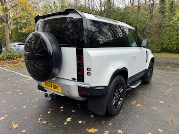 Used Land Rover Defender 2024 for sale - 76356721: Photo