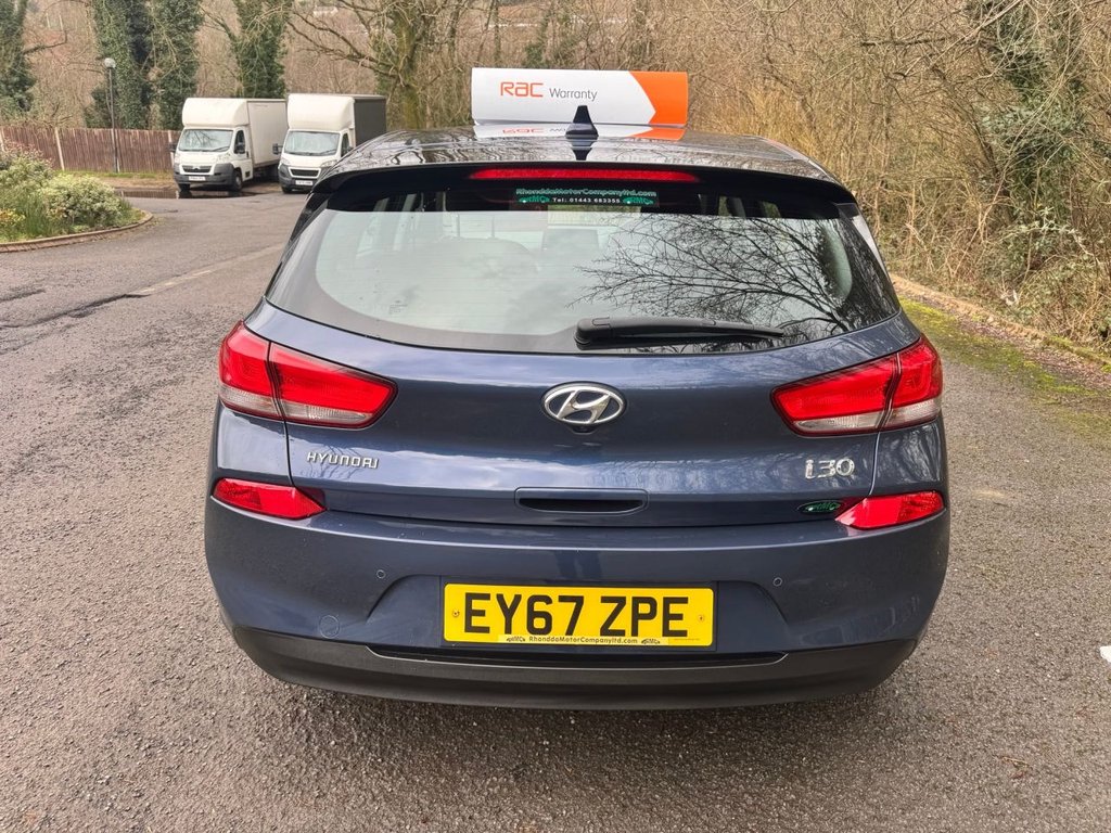 Used Hyundai i30 2017 for sale - 77720298: Photo 11