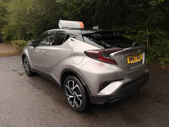 Used Toyota C-HR 2018 for sale - 79675351: Photo
