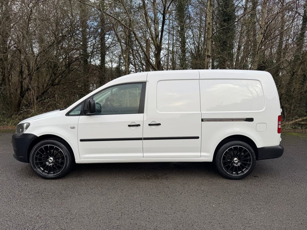 Used Volkswagen Caddy Maxi 2015 for sale - 77172268: Photo 2