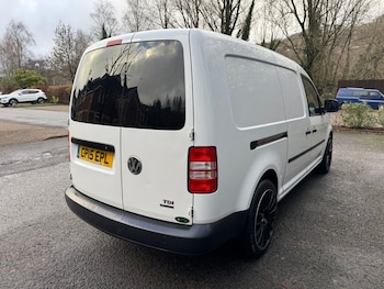 Used Volkswagen Caddy Maxi 2015 for sale - 77172268: Photo