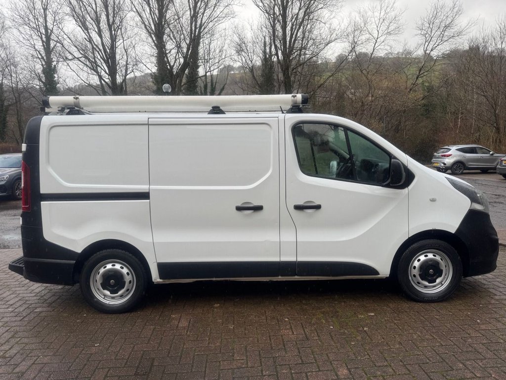 Used Vauxhall Vivaro 2018 for sale - 77355879: Photo 7