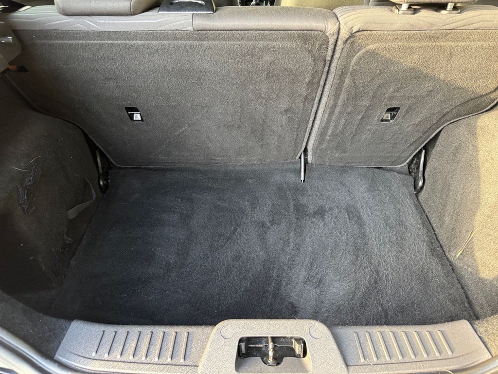 Used Ford Fiesta 2015 for sale - 76235950: Photo 9